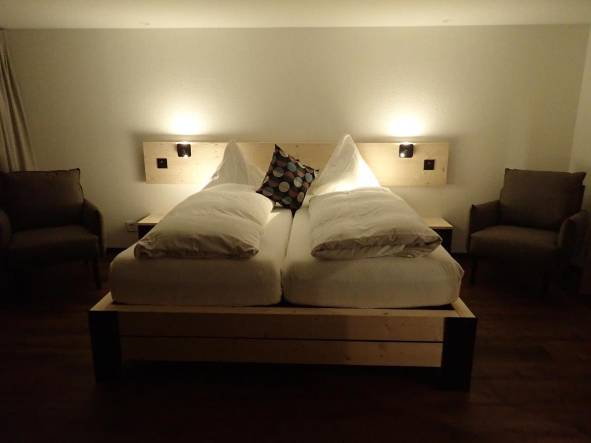 Hotel Furka Oberwald Buitenkant foto